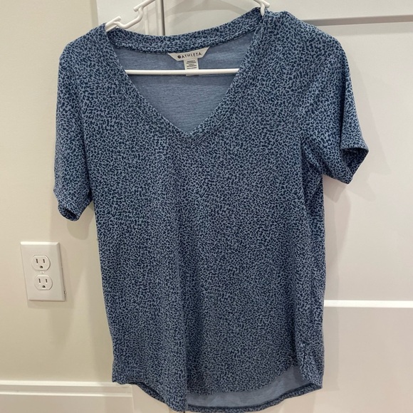 Athleta Breezy Scoop Top - Picture 2 of 4